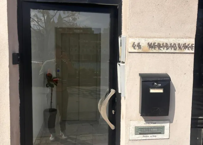 Sea View Flat * Sliema