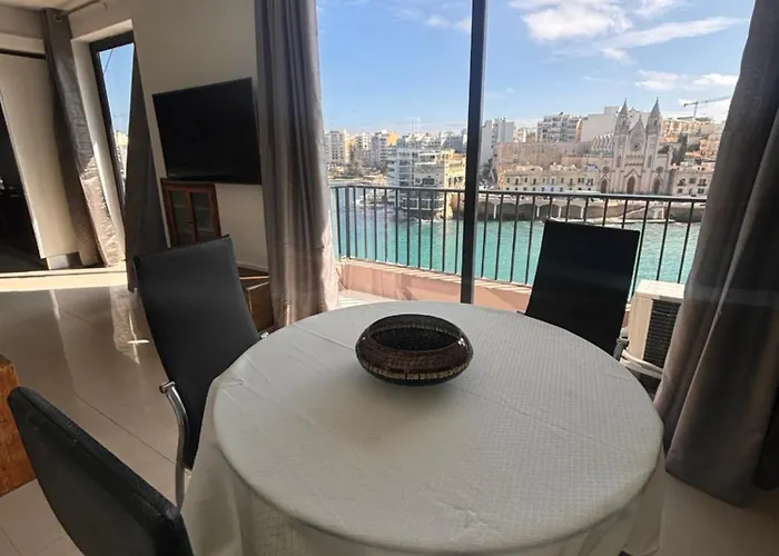 Apartment Sea View Flat Sliema